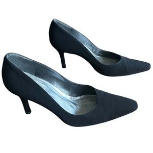 Stuart Weitzman Classic Black Power Heels Pumps Stilletto Shoes EUC sz 8